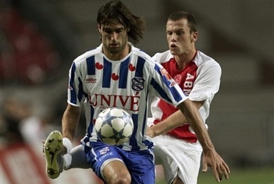 场激烈的对 场激烈的对