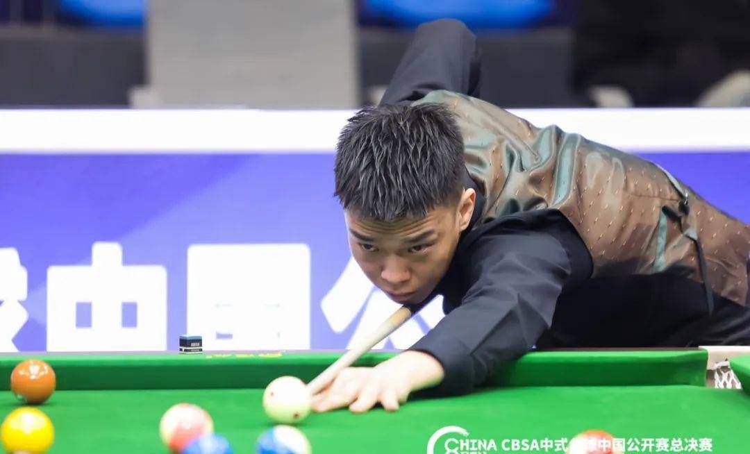 为西甲后卫 为西甲后卫