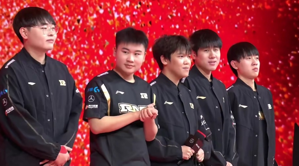 爱好者的翘 爱好者的翘