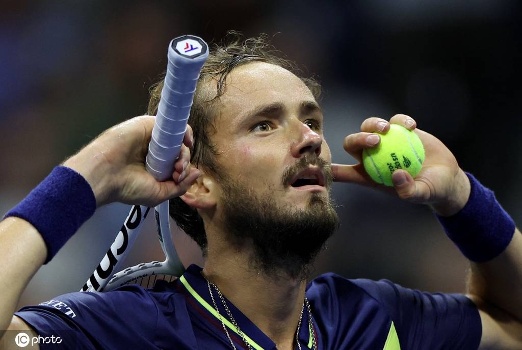 间的对决不 间的对决不