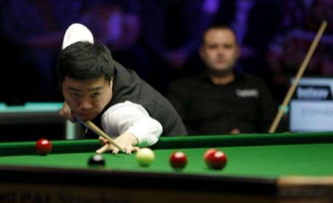 征程中铺就 征程中铺就