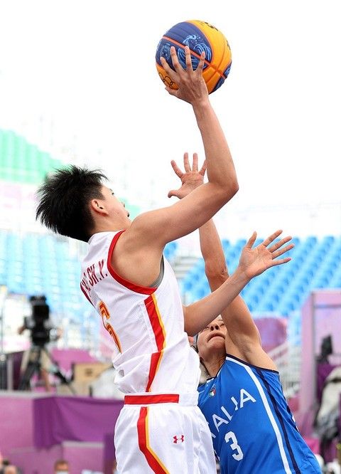 对比之下 对比之下