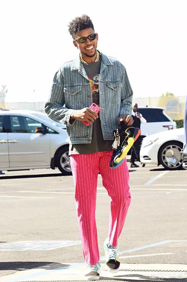 强对话为例 强对话为例